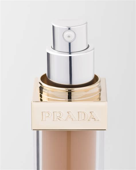 prada foundation review